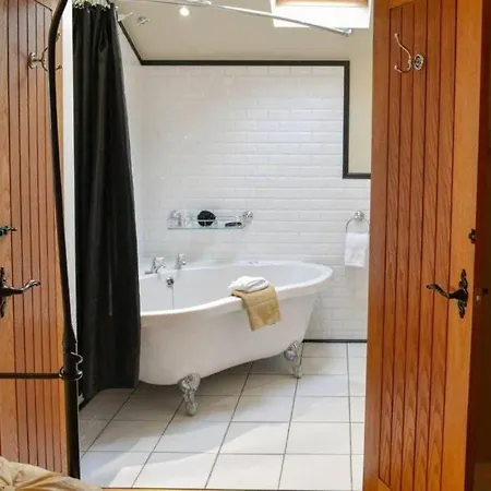 Holiday home The Old Telephone Exchange - Surrounded By Fields! Harrogate