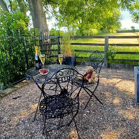 Hébergement de vacances The Old Telephone Exchange - Surrounded By Fields!
