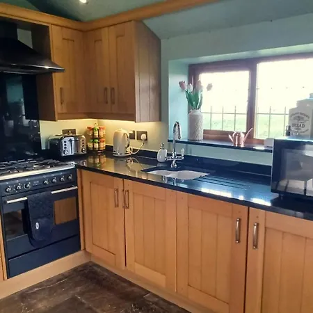 The Old Telephone Exchange - Surrounded By Fields! * Harrogate