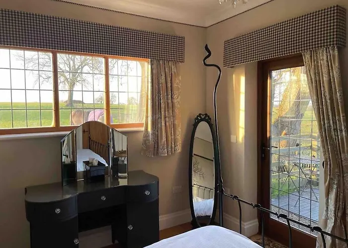 Holiday home The Old Telephone Exchange - Surrounded By Fields! *