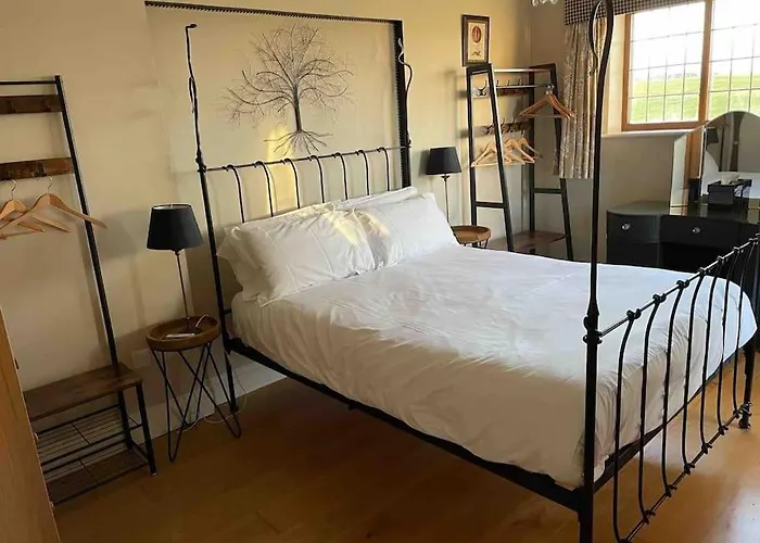 The Old Telephone Exchange - Surrounded By Fields! Harrogate